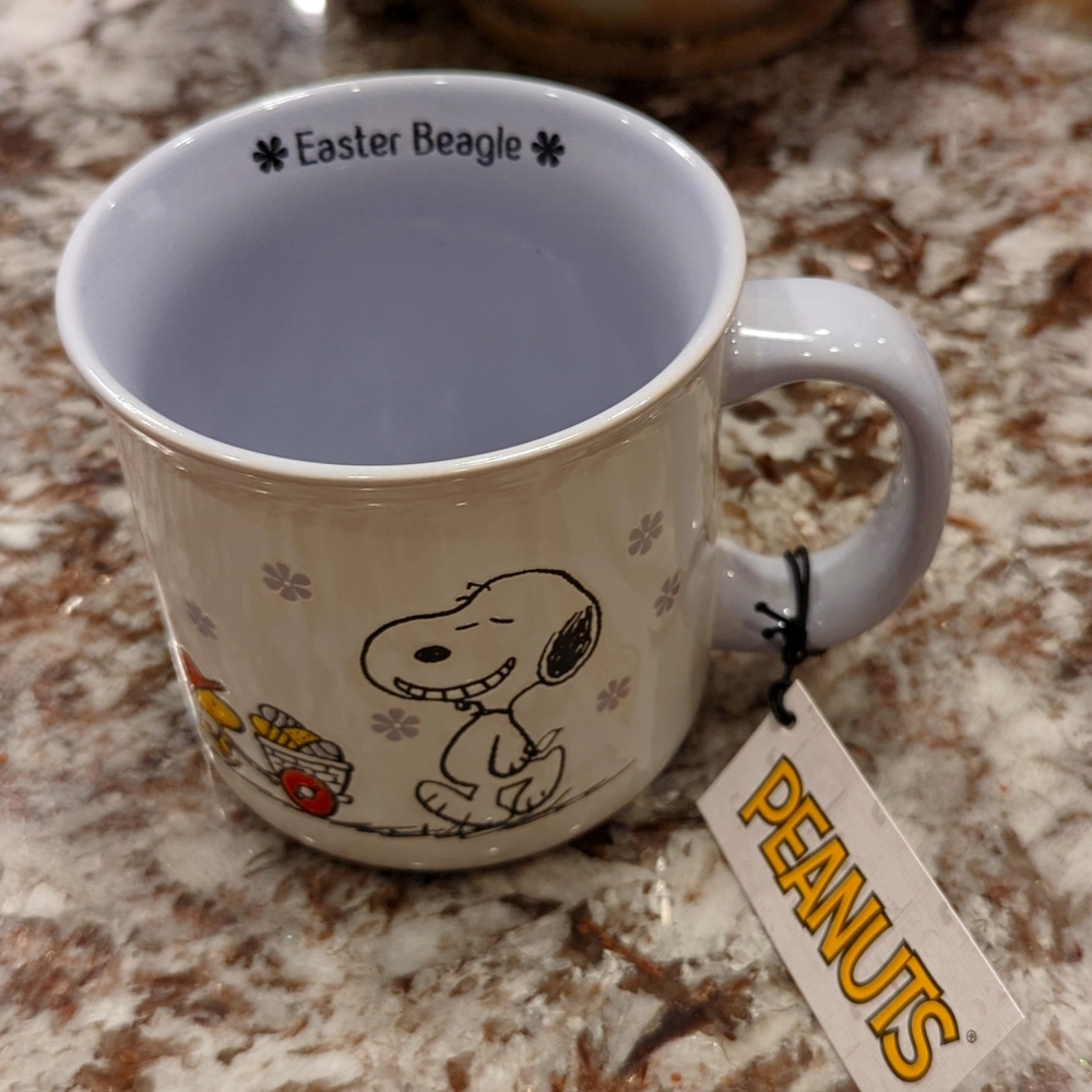 Snoopy & Woodstock "Easter Beagle" XL Mug.  NWT